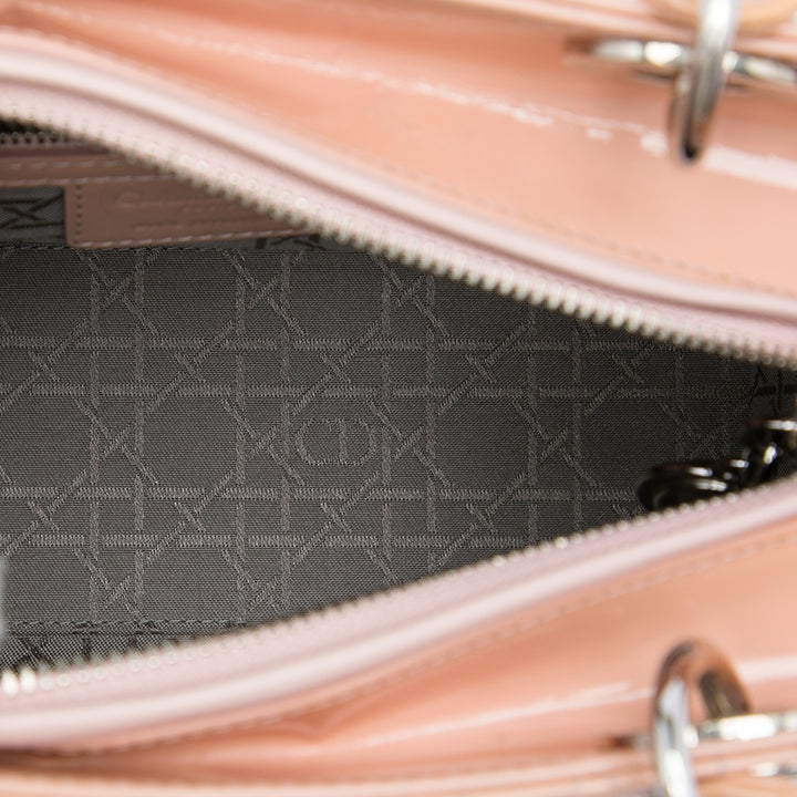 Dior Medium Cuir verni Cannage Lady Dior