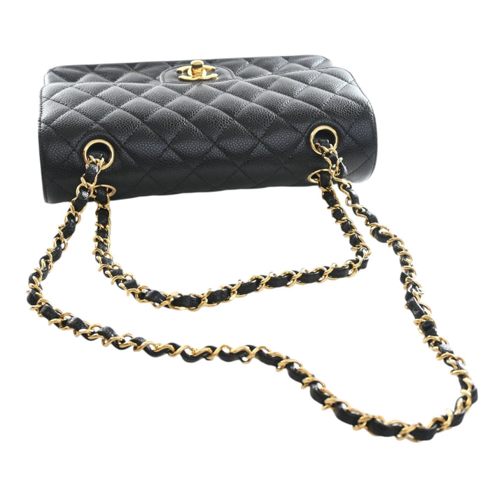 Chanel Classic Double rabat Petit Cuir caviar