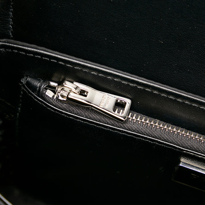 Prada Re- & Spazzolato Poche Sac Nylon