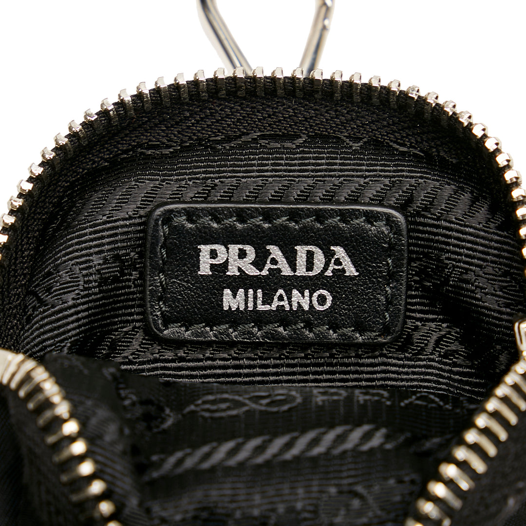 Prada Re- & Spazzolato Poche Sac Nylon