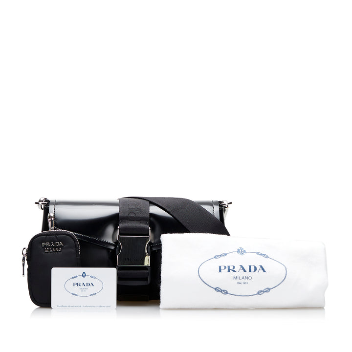 Prada Re- & Spazzolato Poche Sac Nylon