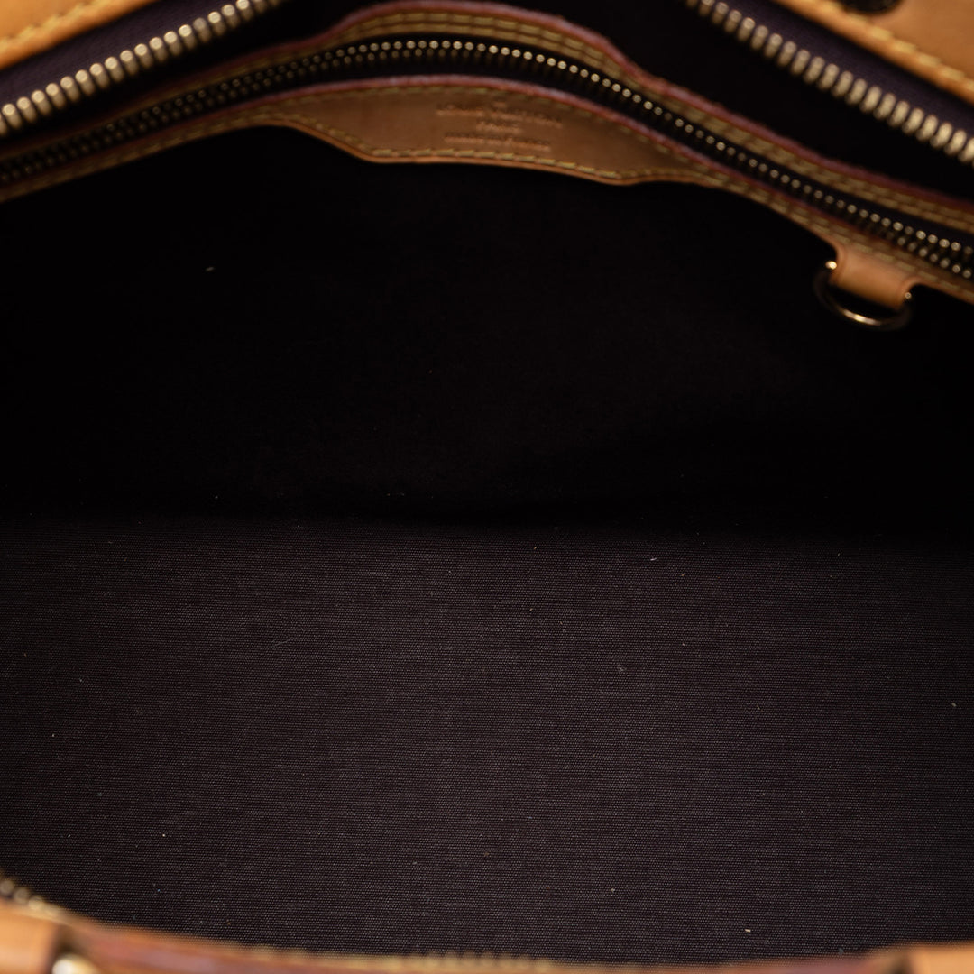 Louis Vuitton Brea MM Cuir verni Monogram Violet – vue 4 – GABY PARIS