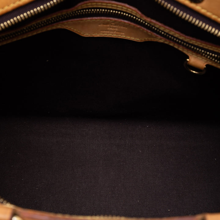 Louis Vuitton Brea MM Cuir verni Monogram Violet – vue 4 – GABY PARIS