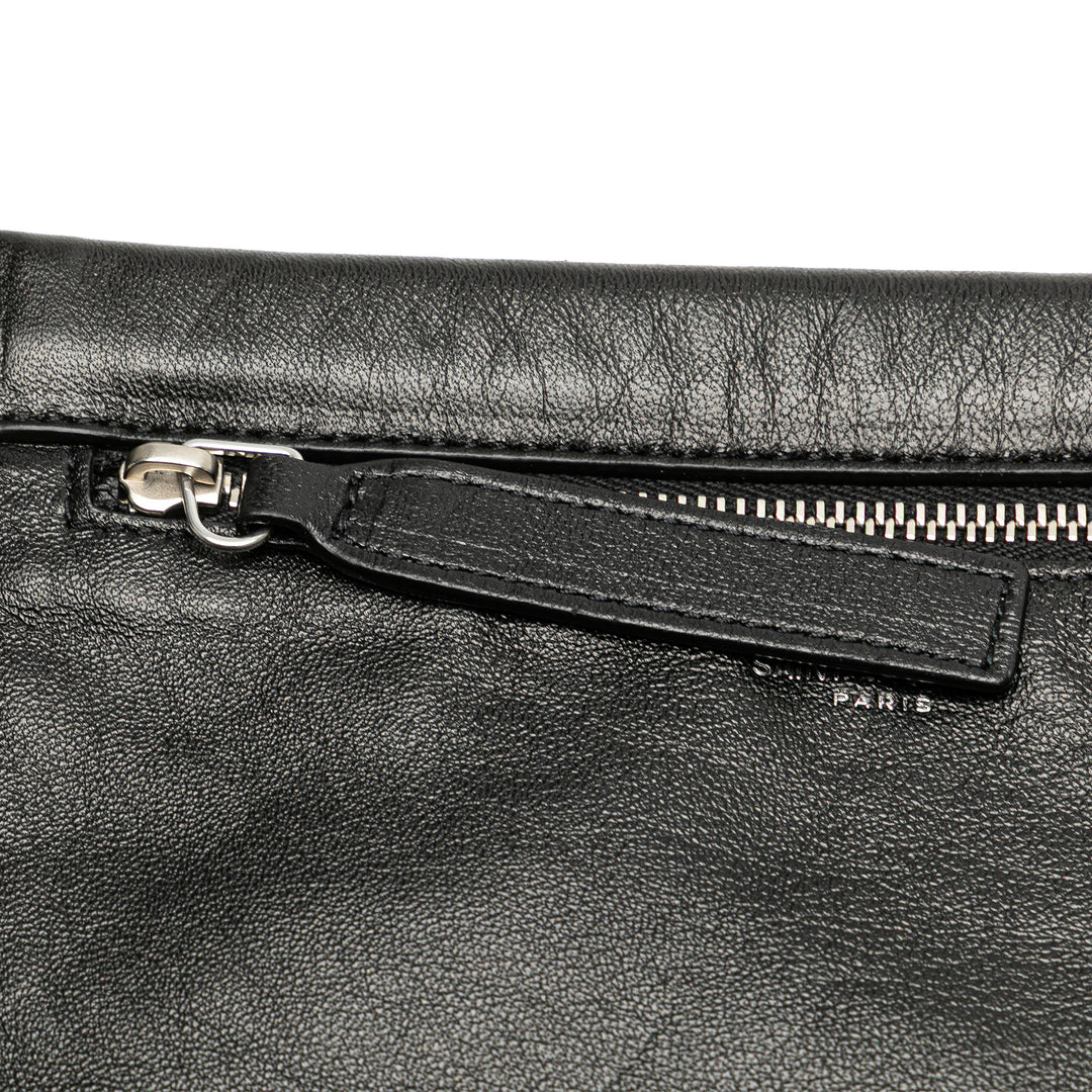 Saint Laurent Antiqued Sid Plat Sac Cuir d'agneau Noir – vue 8 – GABY PARIS