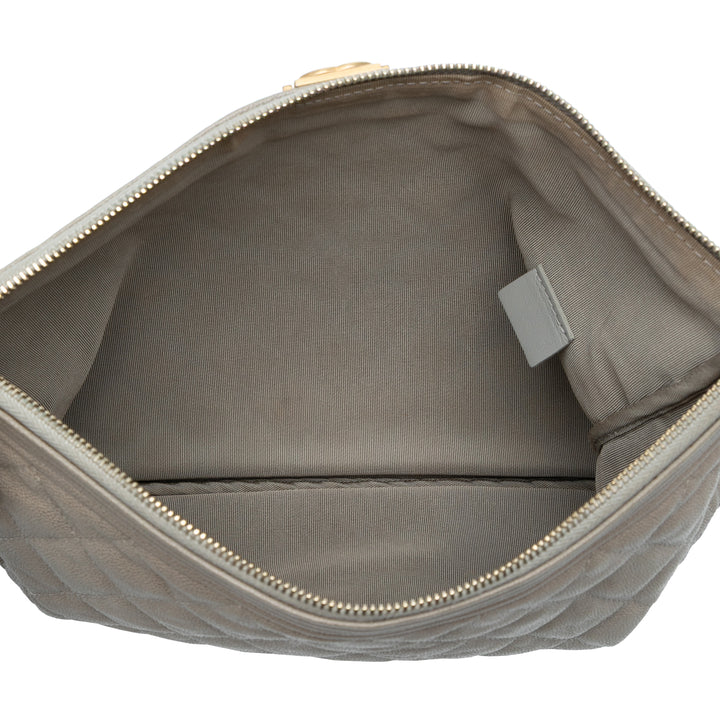 Chanel Medium Matelassé Caviar Boy O Étui Pochette – GABY PARIS Authentique