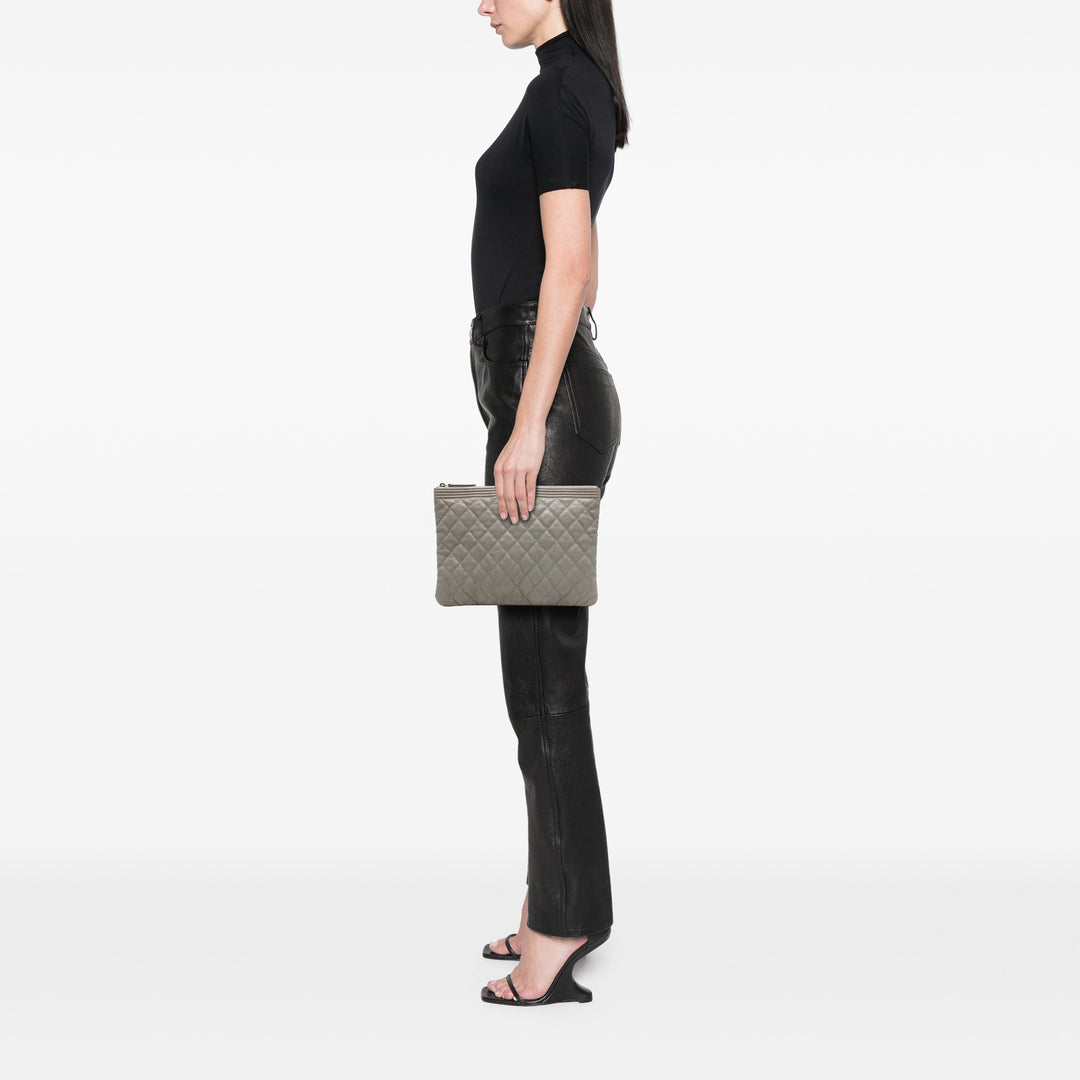 Chanel Medium Matelassé Caviar Boy O Étui Pochette – GABY PARIS Authentique