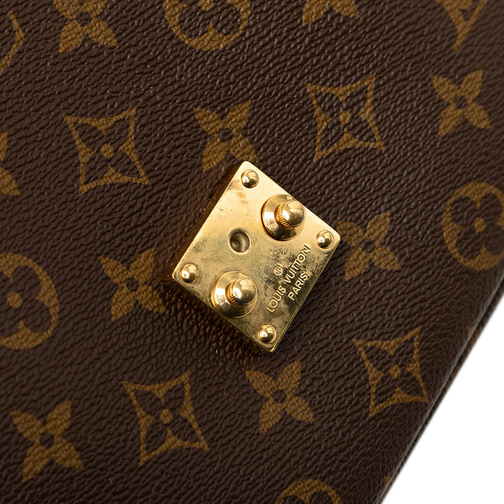 Louis Vuitton Pochette Métis Monogram Marron – vue 6 – GABY PARIS