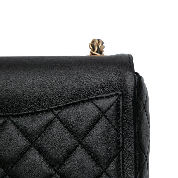 Chanel Cuir d’agneau Lucky Charms Flap Crossbody Noir – GABY PARIS Authentique