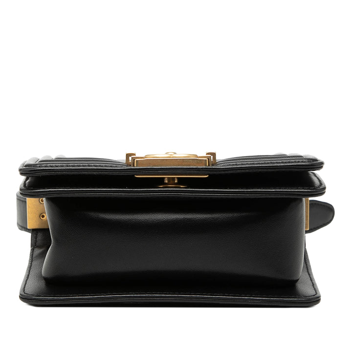Chanel Mini Matelassé Cuir d’agneau Boy à rabat