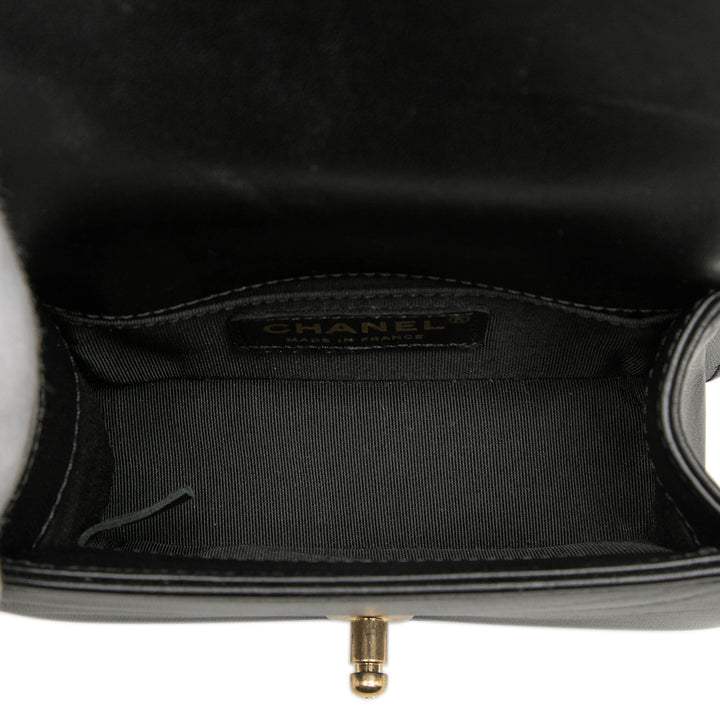 Chanel Mini Matelassé Cuir d’agneau Boy à rabat