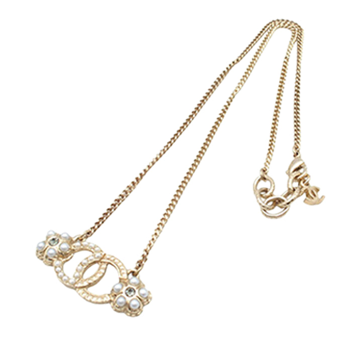 Chanel CC plaqué Perles fantaisie et Rhinestone Flower Collier – GABY PARIS Authentique
