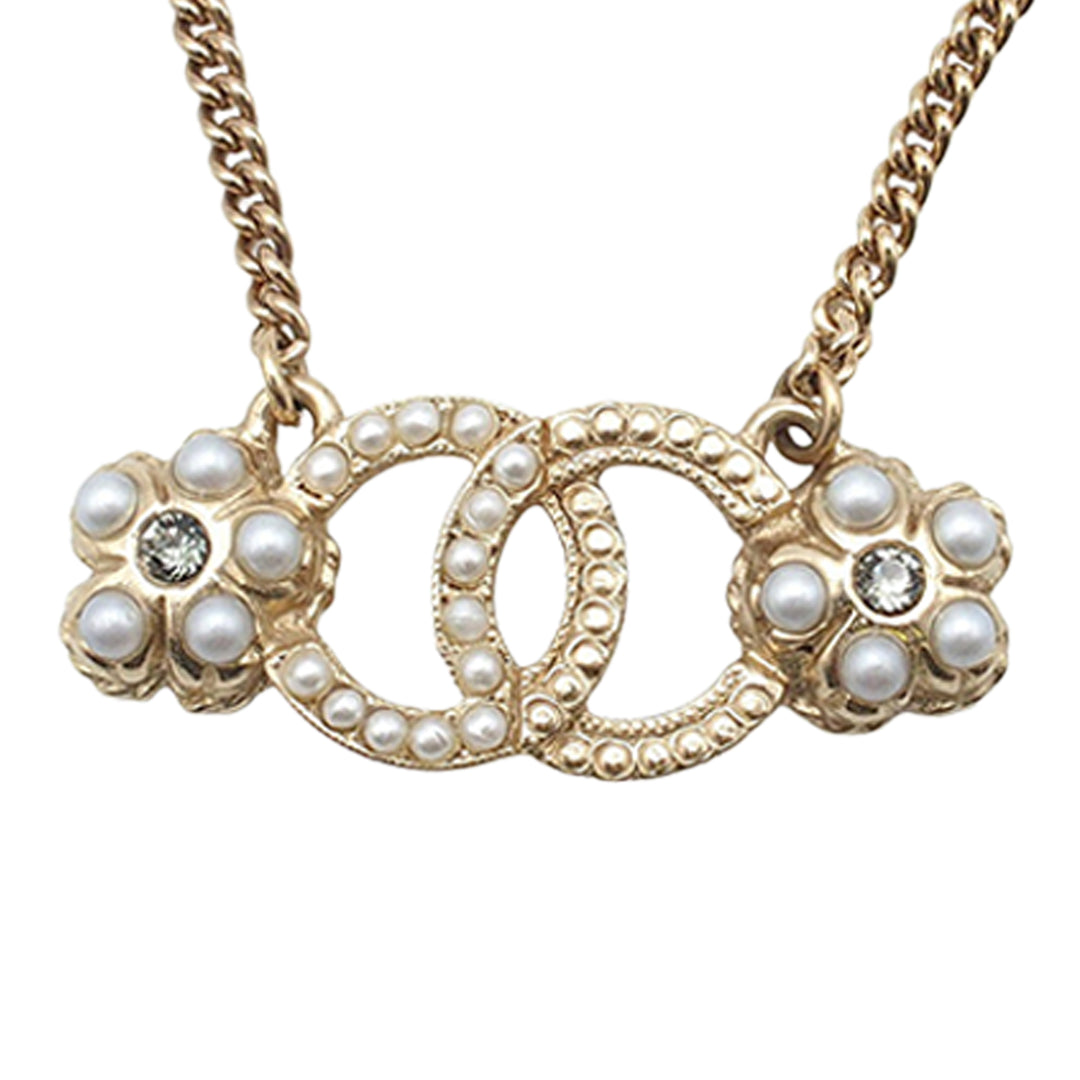 Chanel CC plaqué Perles fantaisie et Rhinestone Flower Collier – GABY PARIS Authentique