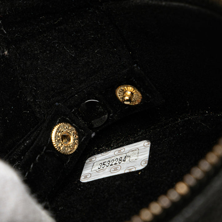 Chanel Caviar Round Travel Jewelry Étui Noir