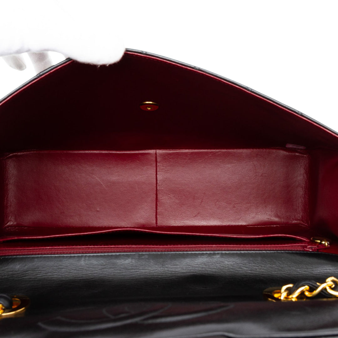 Chanel Maxi XL Classic Cuir d’agneau Simple rabat