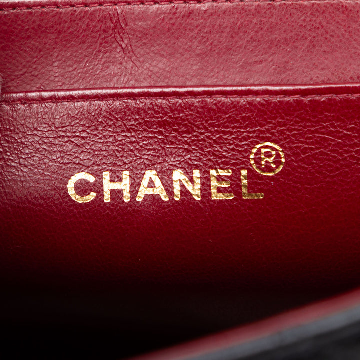 Chanel Maxi XL Classic Cuir d’agneau Simple rabat