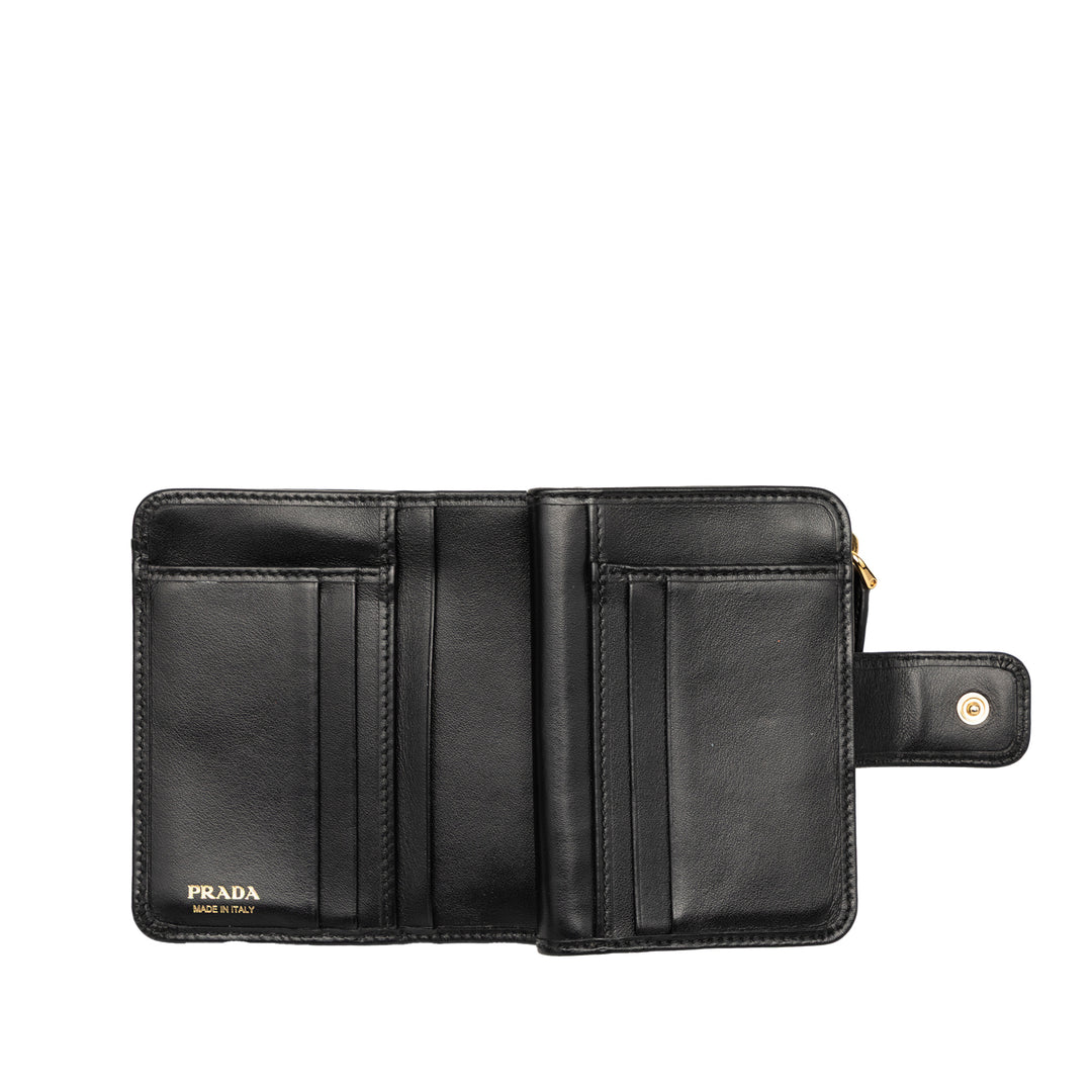 Prada Matelassé Soft Veau Triangle Bifold Portefeuille