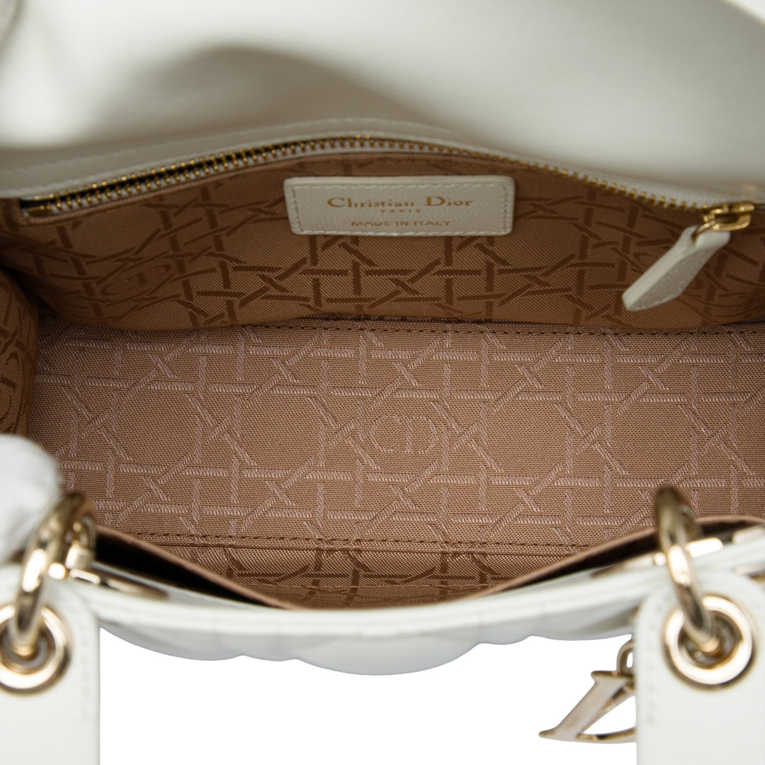 Dior Sac à main Lady Dior Cannage My ABCDior Petit Cuir d'agneau Blanc – vue 4 – GABY PARIS