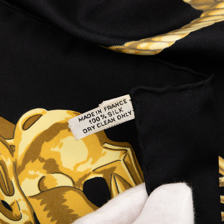 Hermès Les Cavaliers d Or Soie Foulard Noir – GABY PARIS Authentique