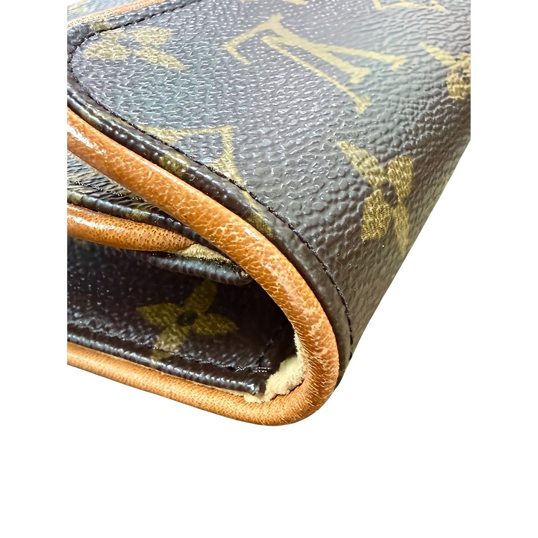 Louis Vuitton Pochette Florentine Monogram Marron – vue 7 – GABY PARIS