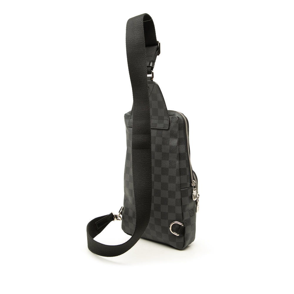 Louis Vuitton Sac bandoulière Avenue Sling Damier Graphite Noir – vue 2 – GABY PARIS