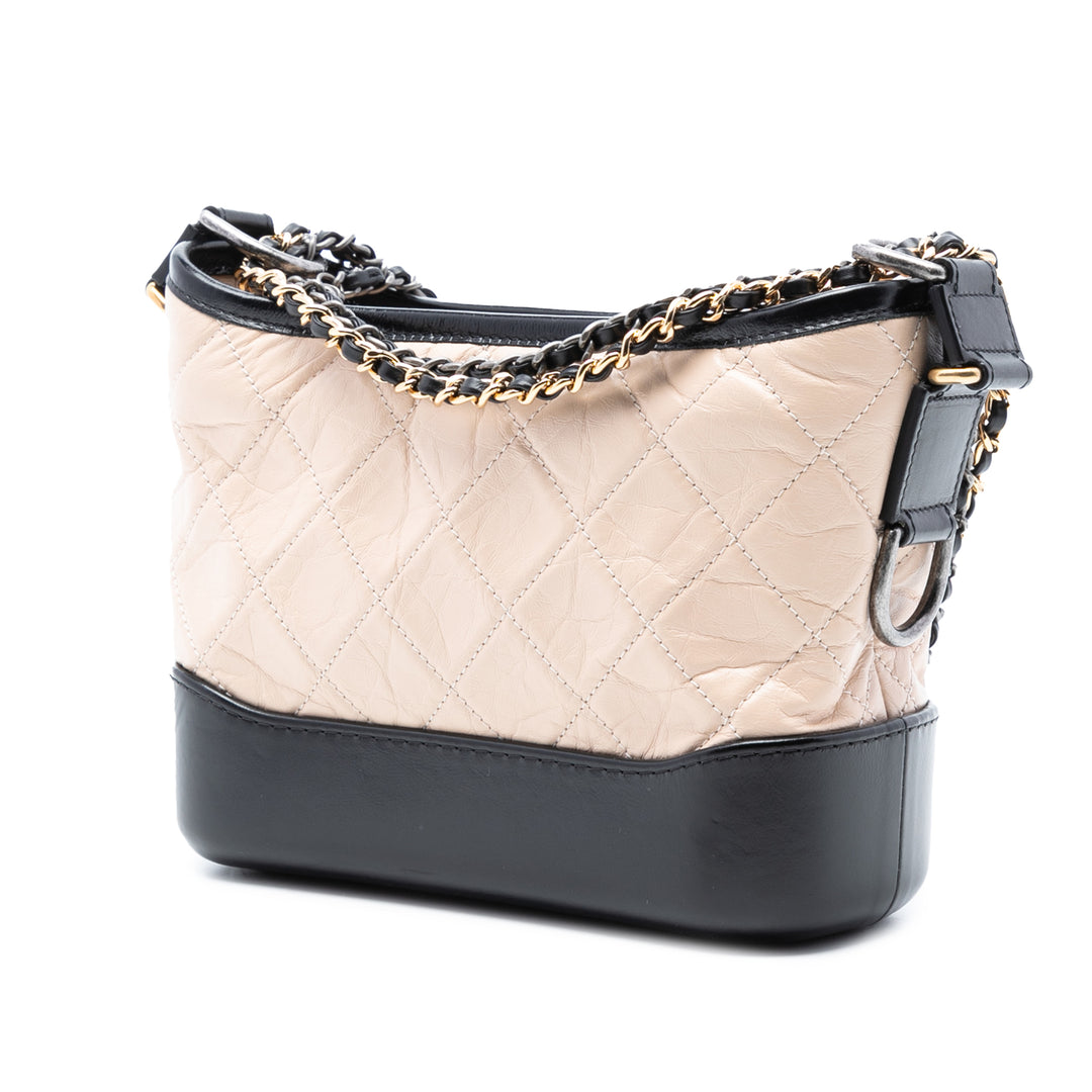 Chanel Small Bicolor vieilli Cuir de veau Gabrielle Sac porté croisé