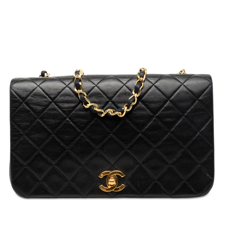 Chanel CC Matelassé Rabat intégral Moyen Cuir d'agneau Noir – vue principale – GABY PARIS