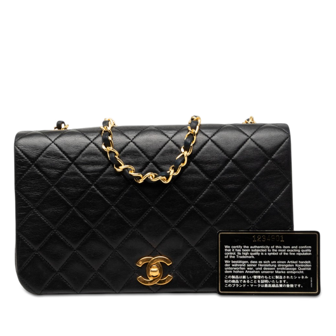 Chanel CC Matelassé Rabat intégral Moyen Cuir d'agneau Noir – vue 7 – GABY PARIS