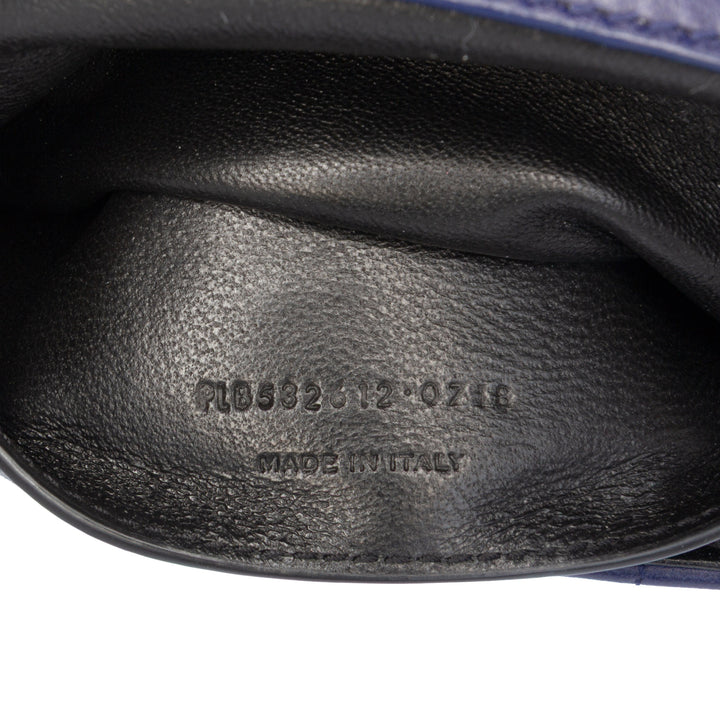 Saint Laurent Medium Cuir d’agneau Monogram Vicky Sac à chaîne
