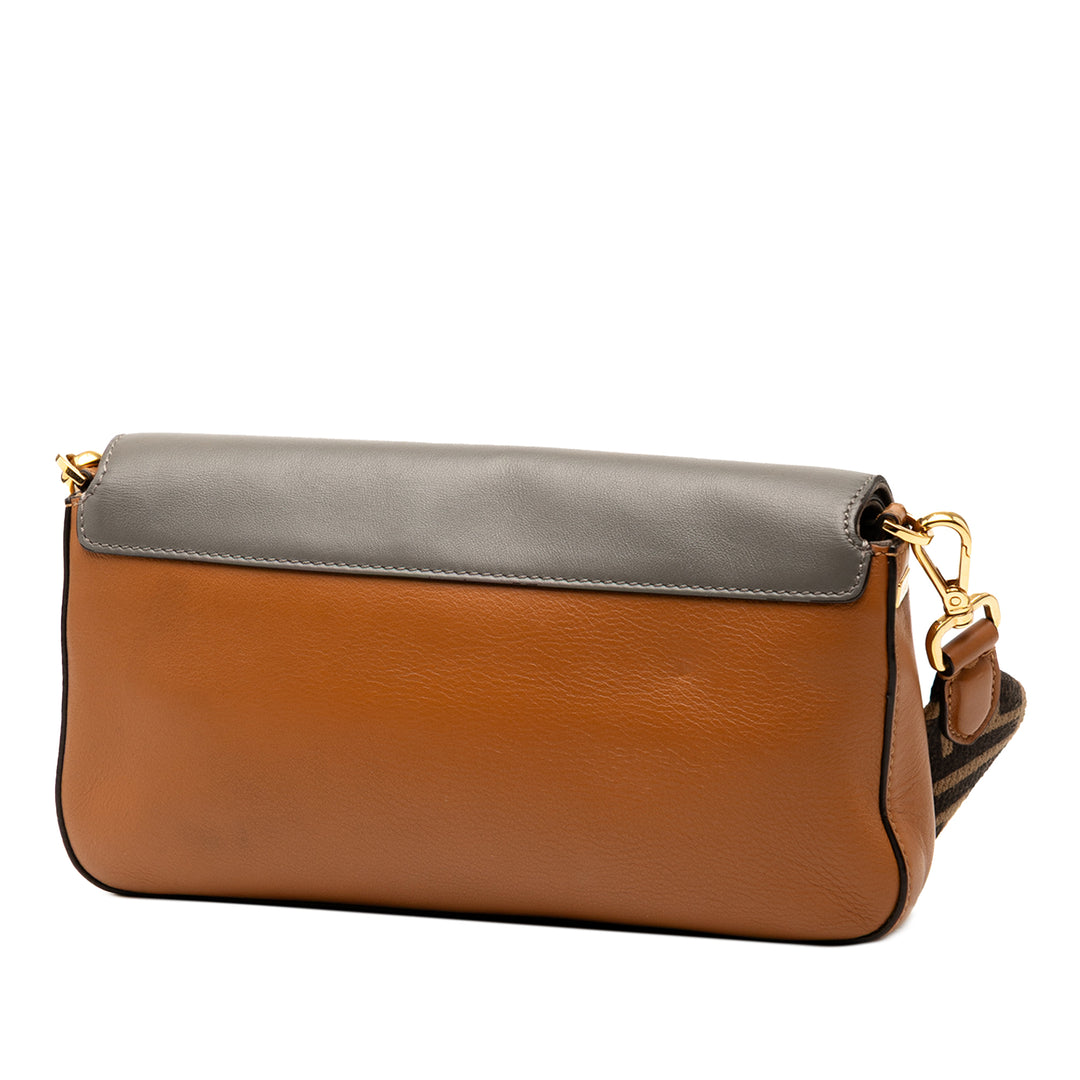 Fendi Vitello Grace FF 1974 Baguette Sac porté croisé