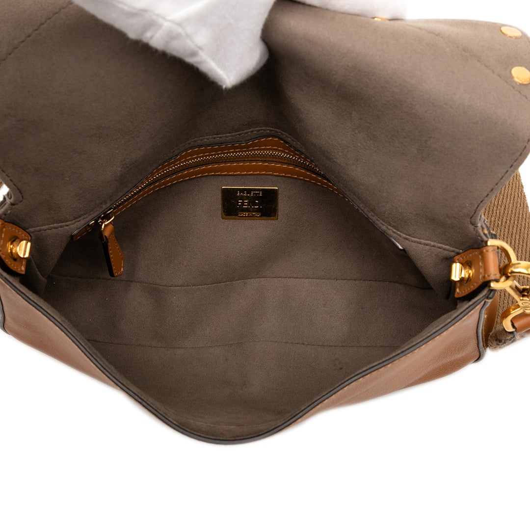 Fendi Vitello Grace FF 1974 Baguette Sac porté croisé