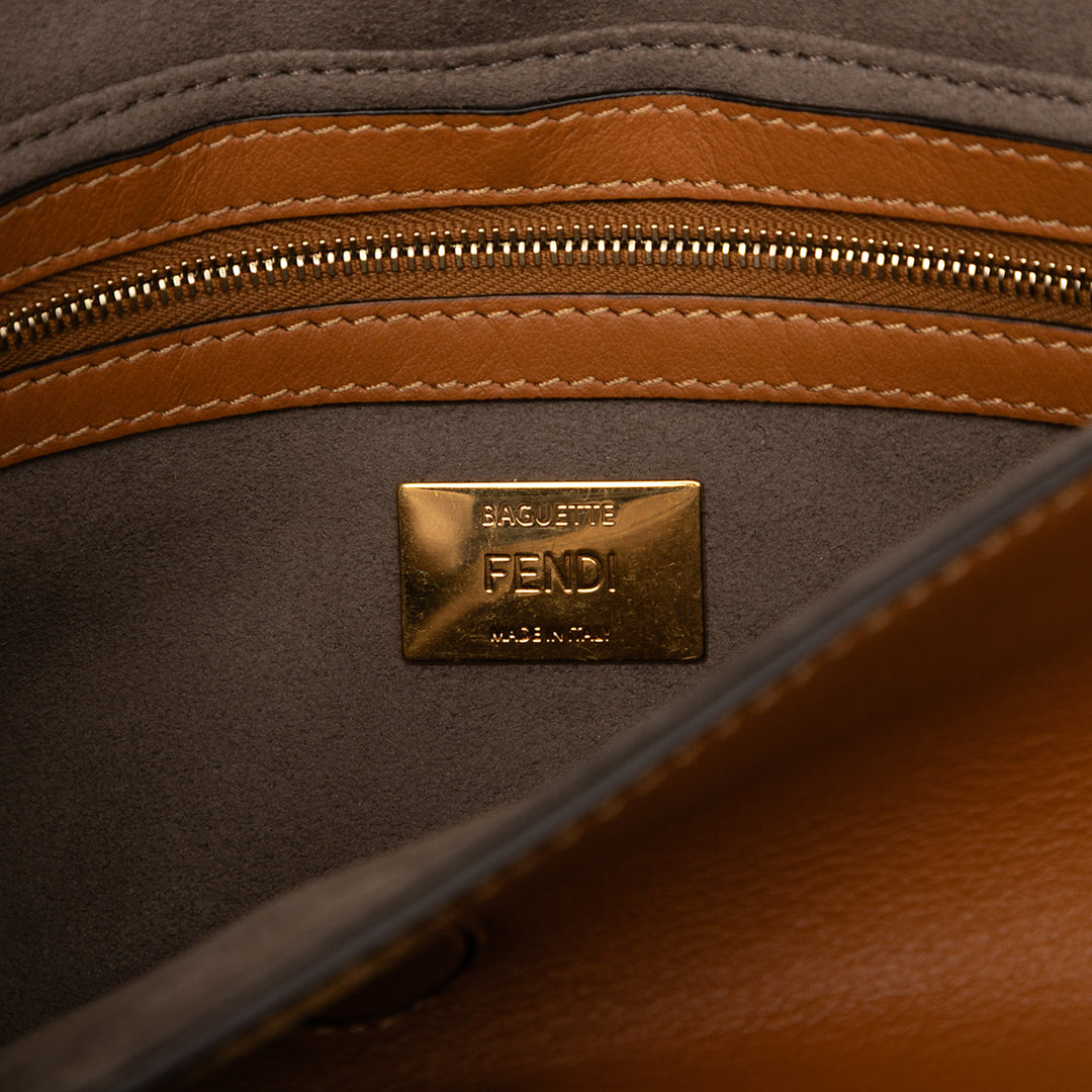 Fendi Vitello Grace FF 1974 Baguette Sac porté croisé