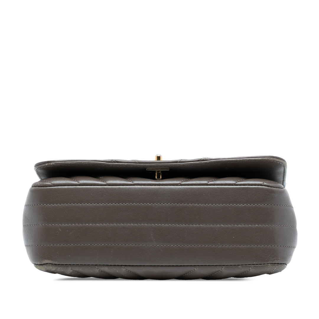 Chanel Small Chevron Cuir d’agneau Statement à rabat