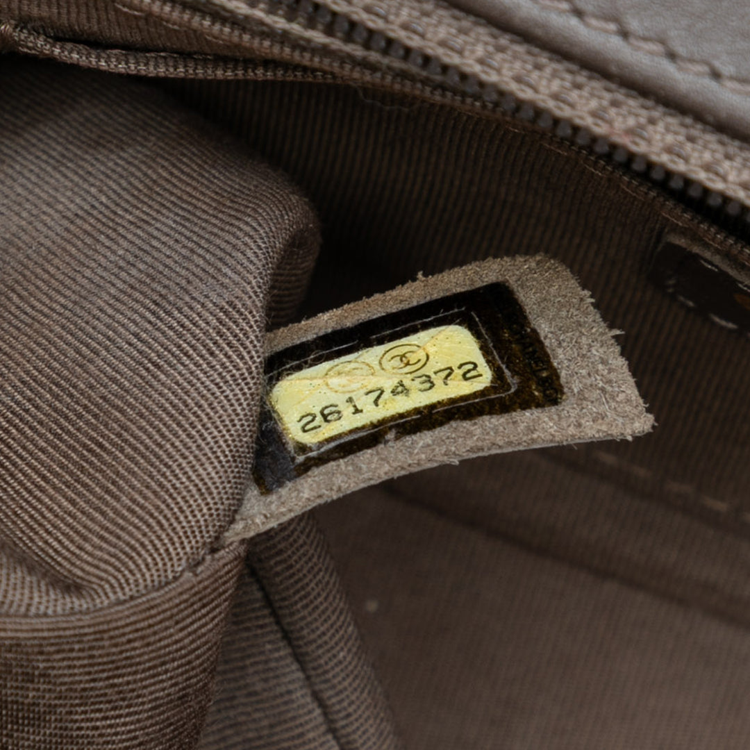 Chanel Small Chevron Cuir d’agneau Statement à rabat