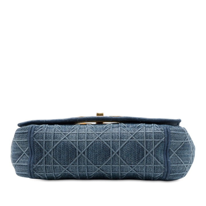 Dior brodé Cannage Caro Sac Petit Jean Bleu – vue 3 – GABY PARIS