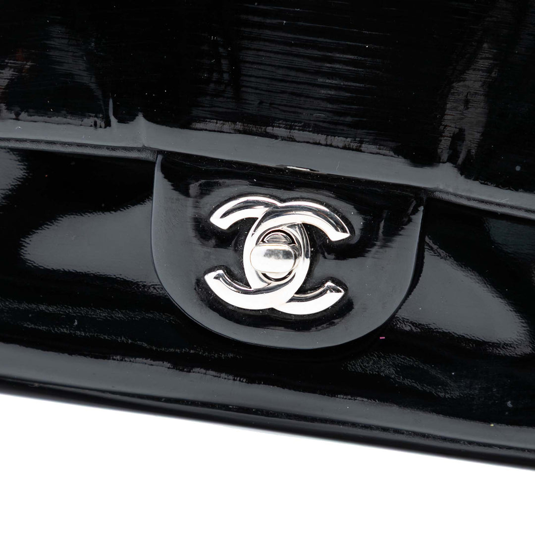 Chanel Mini Rectangular Classic Pure Cuir verni Simple rabat