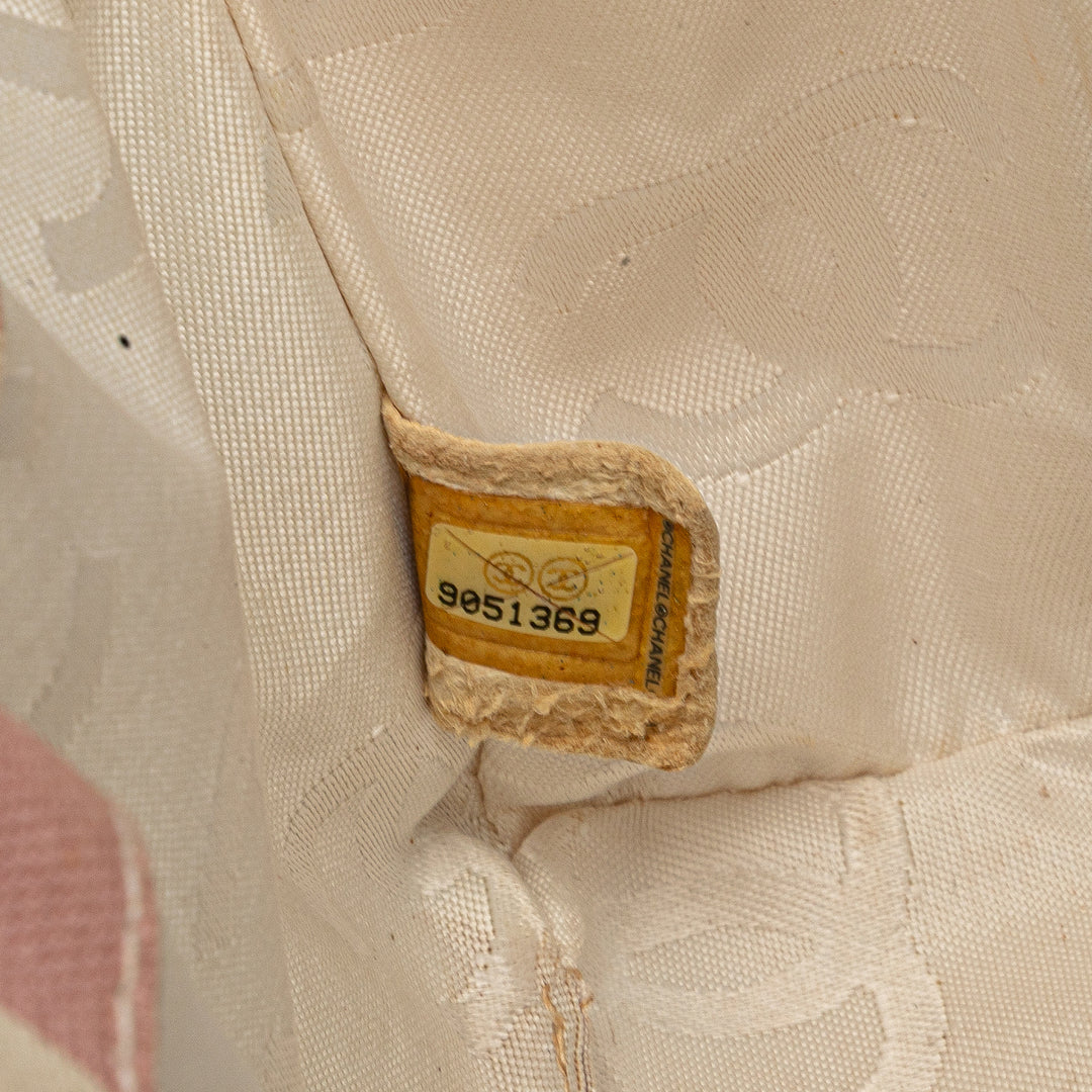 Chanel Sac bandoulière rose en toile imprimée CC et trèfle