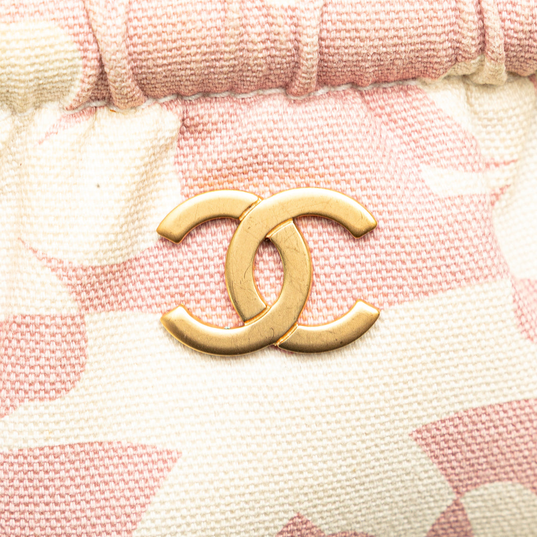 Chanel Sac bandoulière rose en toile imprimée CC et trèfle