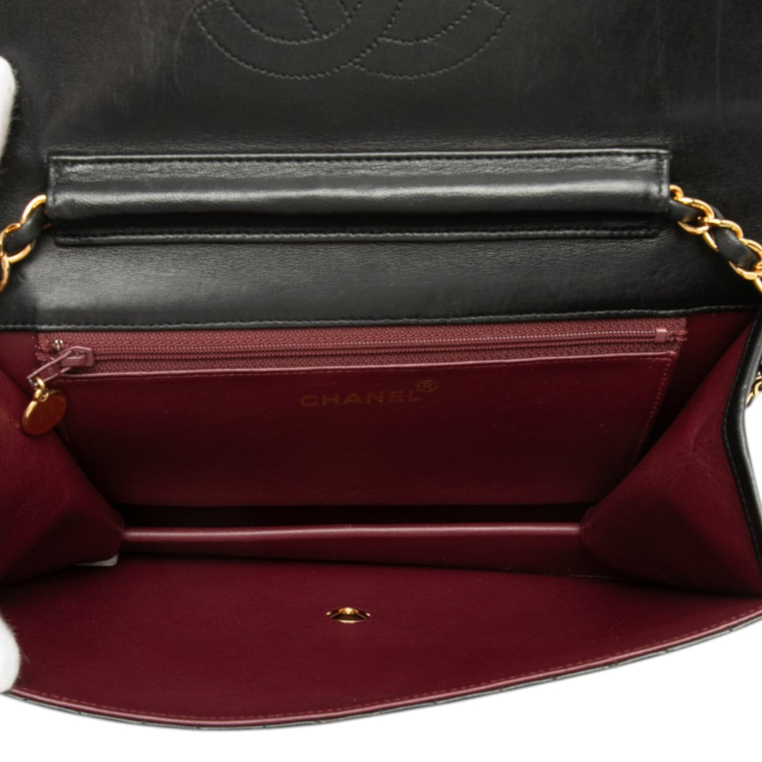 Chanel Medium CC Matelassé Cuir d’agneau Simple rabat