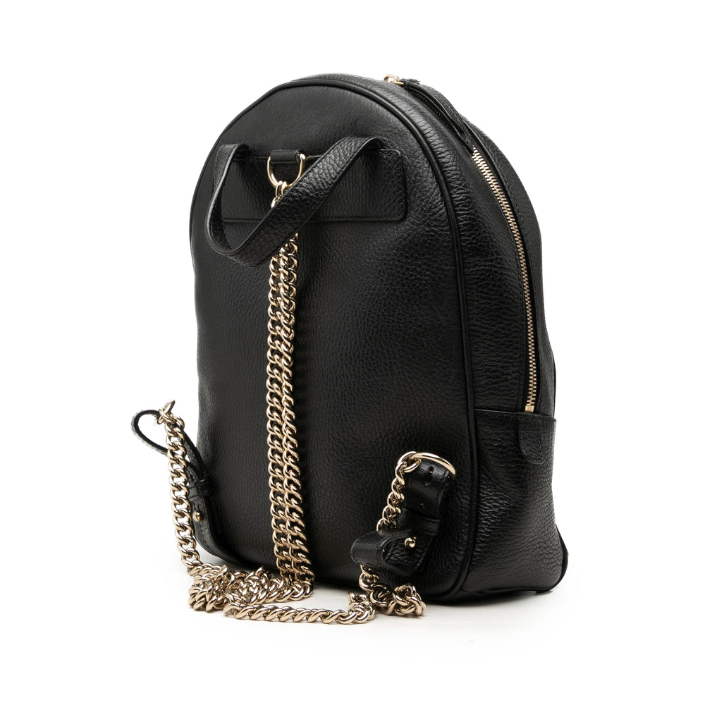 Gucci Sac à dos Pebbled Soho Chaîne Cuir de veau Noir – vue 2 – GABY PARIS
