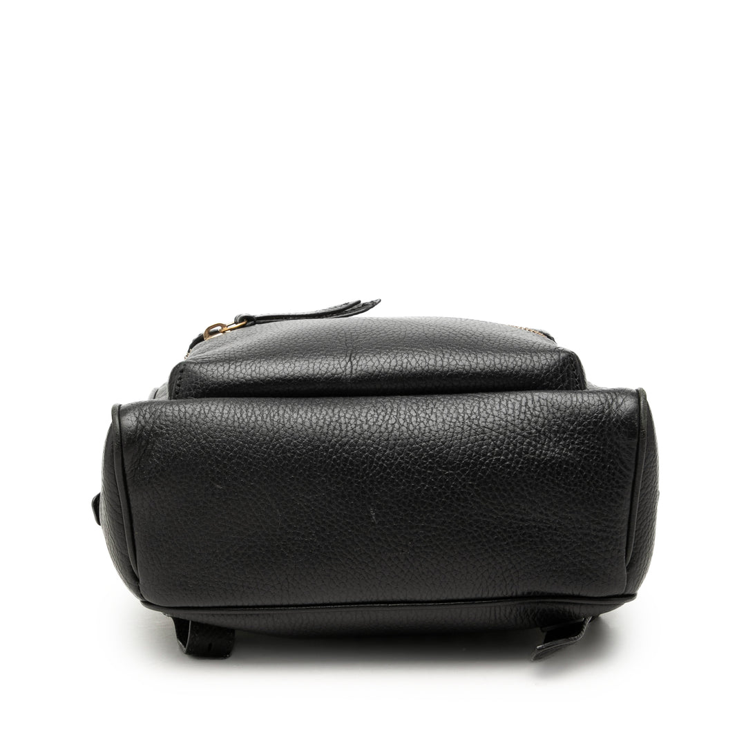 Gucci Sac à dos Pebbled Soho Chaîne Cuir de veau Noir – vue 3 – GABY PARIS
