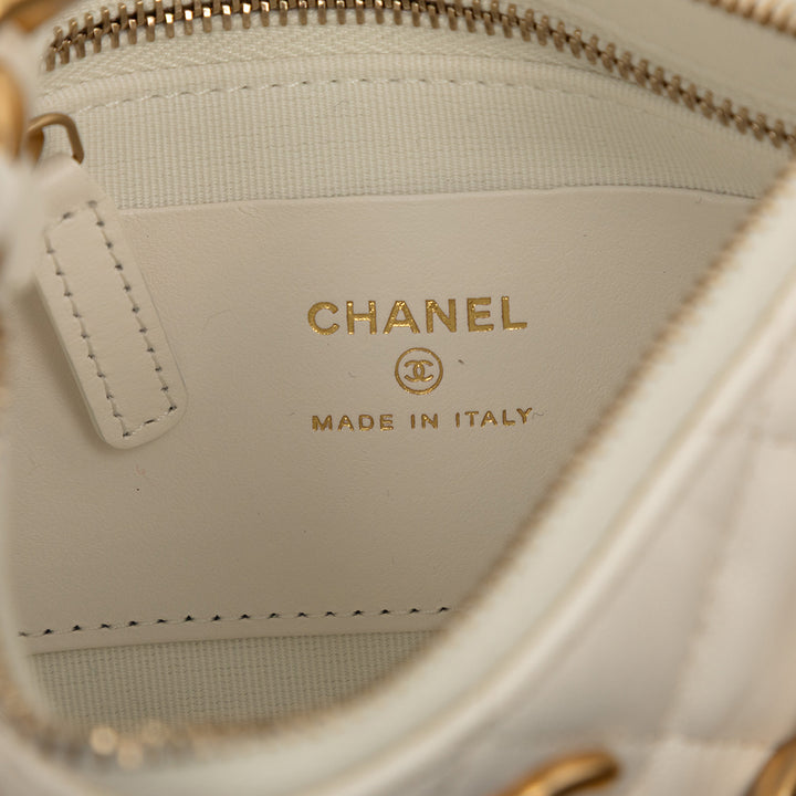 Chanel CC Matelassé Cuir d’agneau Trendy Sac rond à chaîne Hobo