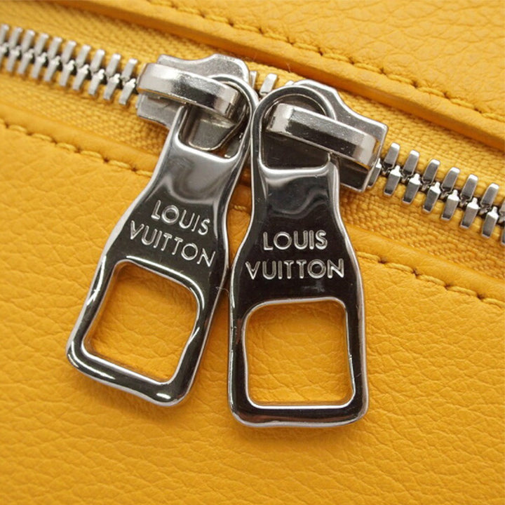 Louis Vuitton Vertical Boîte Trunk Cuir