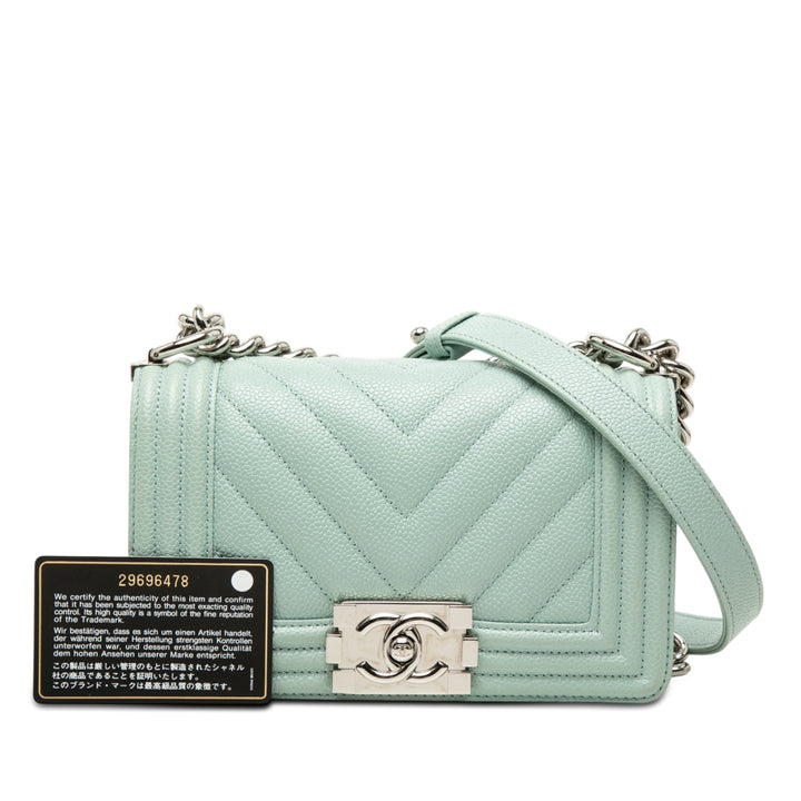 Chanel Small Chevron Caviar Boy à rabat