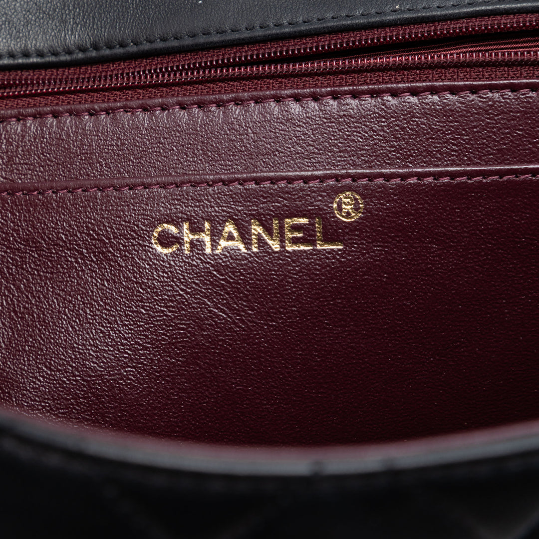 Chanel Maxi XL Classic Cuir d’agneau Simple rabat