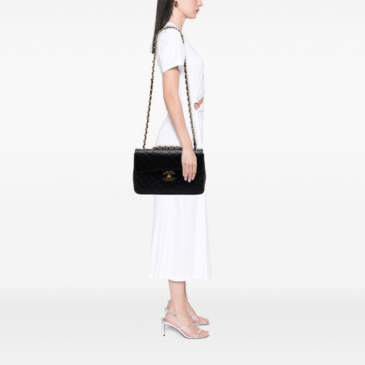 Chanel Maxi XL Classic Cuir d’agneau Simple rabat