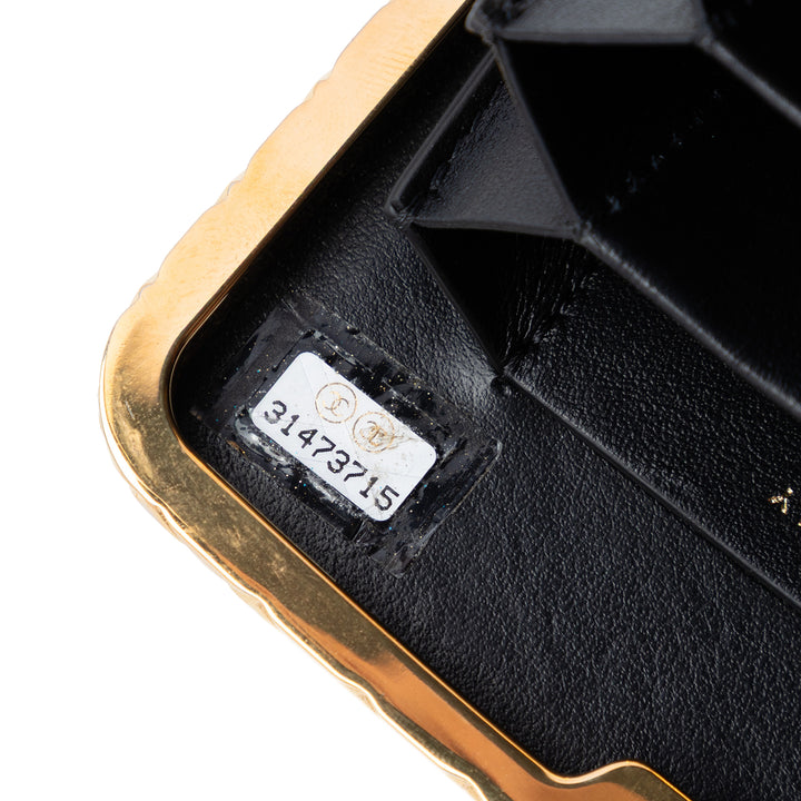 Chanel Small Glazed Cuir de chèvre Boîte avec chaîne