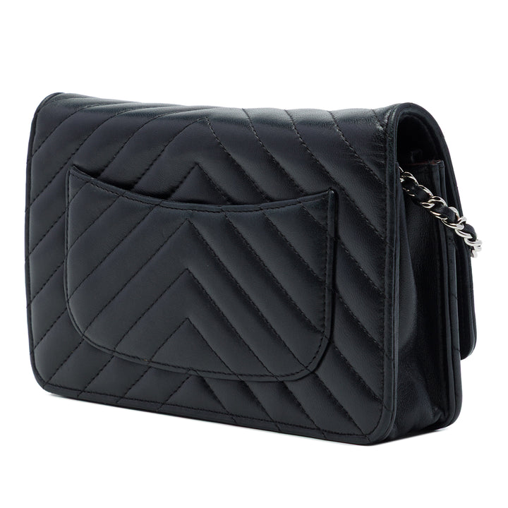 Chanel CC Chevron Wallet on Chain Cuir d'agneau Noir – vue 2 – GABY PARIS
