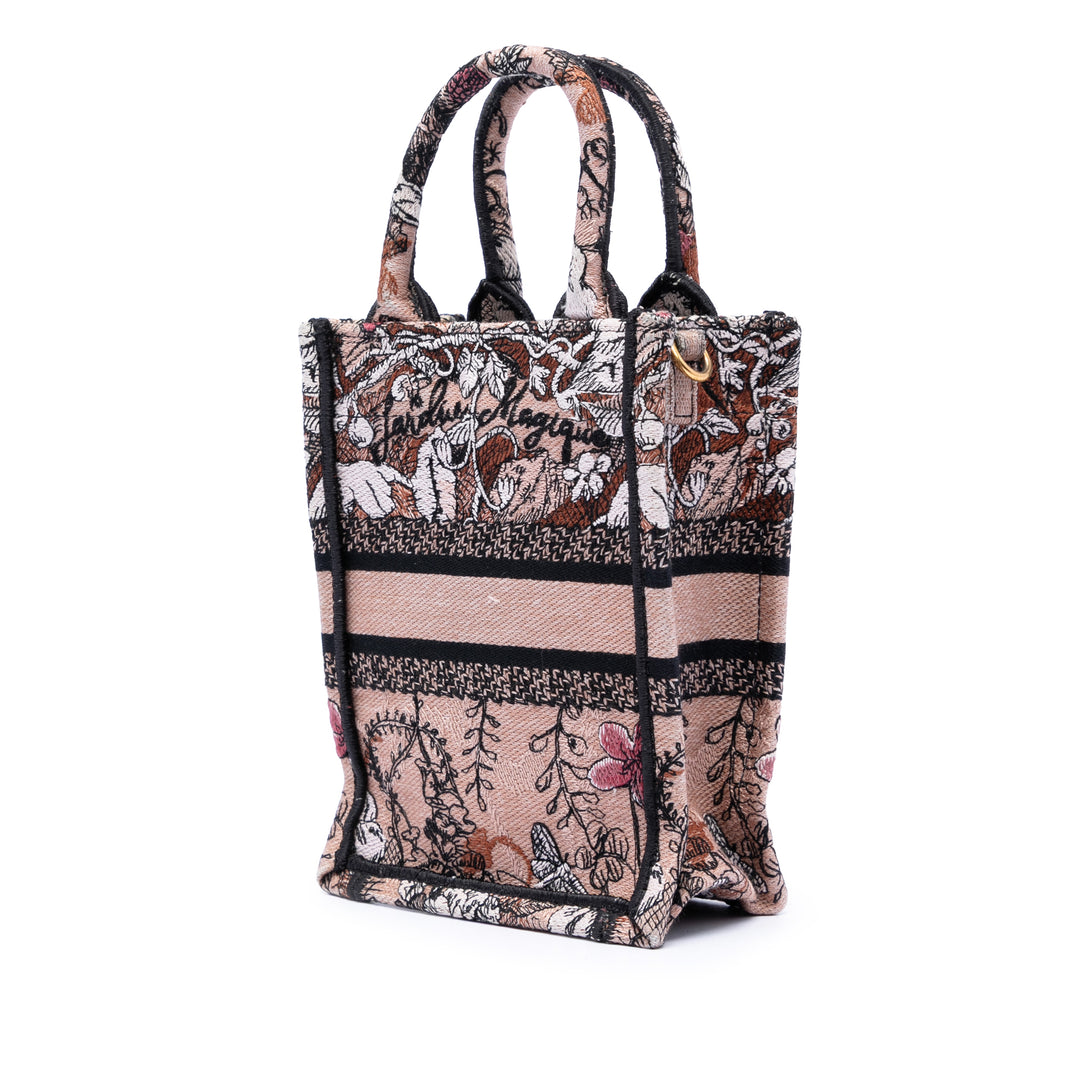 Dior Mini brodé Toile Jardin Magique Vertical Book Cabas