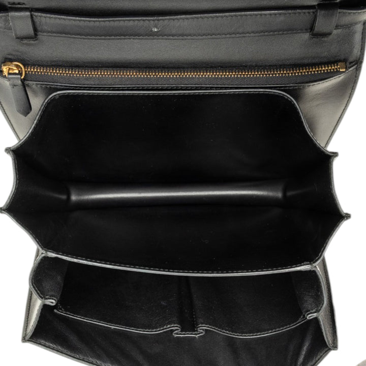 Celine Sac bandoulière Classic Boîte Moyen Cuir de veau Noir – vue 4 – GABY PARIS
