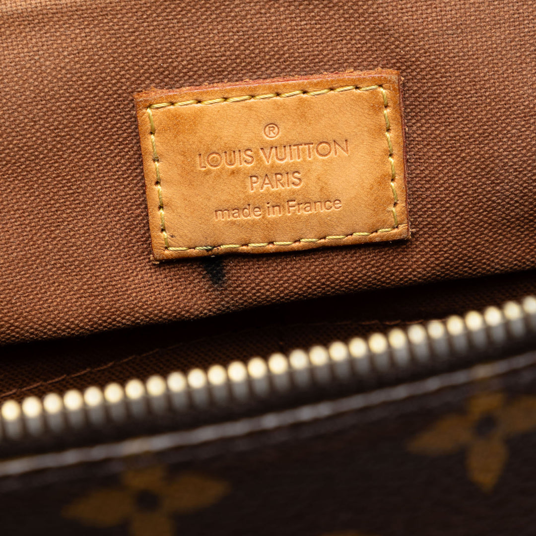Louis Vuitton Monogram Beaubourg Messenger MM
